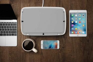 Wygraj stację ładowania i etui do iPhone'a od KMP Creative Lifestyle Products