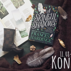 Wygraj książkę 'A Skinful of Shadows' by Frances Hardinge wraz z dopasowaną zakładką!