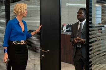 Wygraj film na DVD "Raz się żyje" do godz. 12:00