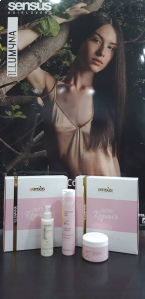 Wygraj zestaw odbudowujący do włosów Sens.us