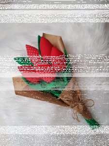 Wygraj bukiet tulipanów z materiału