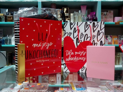 Konkurs walentynkowy ze sklepem "AS"
