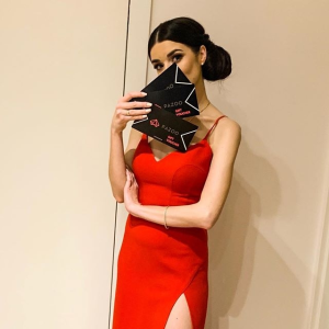 Kraków: Wygraj bony na manicure oraz pedicure hybrydowy