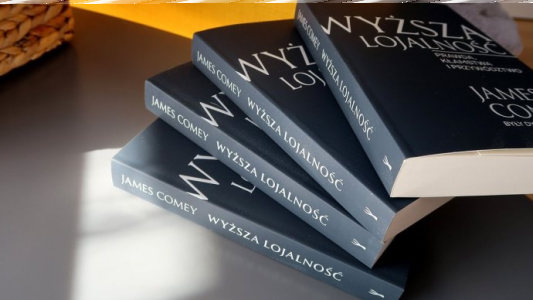 Wygraj książkę człowieka zwolnionego przez Donalda Trumpa