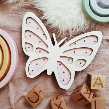 Wygraj drewnianą lampkę nocną dla dzieci