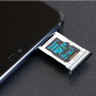 Konkurs "Komputronik z Kingston"