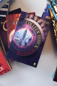 Konkurs "Zgarnij pakiet książek" do godz. 15.00