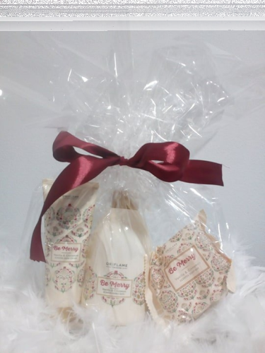 Konkurs " Mikołajkowe rozdanie z Oriflame Kasi"