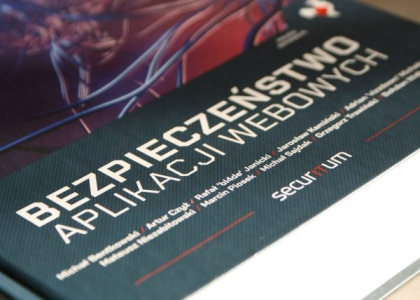 Konkurs fotograficzny: Wygraj czarne bluzy/t-shirty sekuraka + świąteczny kod rabatowy na książkę