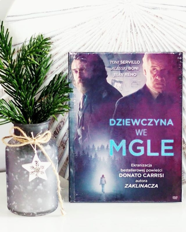 Wygraj DVD "Dziewczyna we mgle"