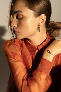 Wygraj najnowsze kolczyki INA z kolekcji LIGHT