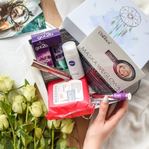 Wygraj pudełko BeGlossy "Sweet Dreams"