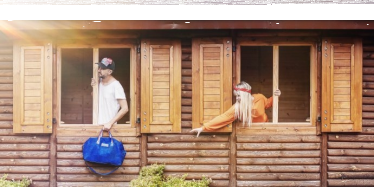 Wygraj torbę i perfumy Tommy Hilfiger