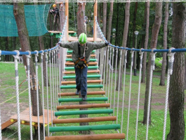 Krosno: Wygraj karnet na dwie dowolne trasy w Linowym Parku Rozrywki!