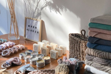 Konkurs "Poleceń - Moon Clover"