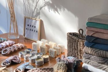 Konkurs "Poleceń - Moon Clover"