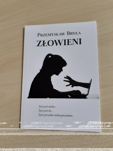 Wygraj książkę "Złowieni" do godz. 18:00