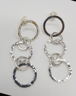 Wygraj srebrne kolczyki