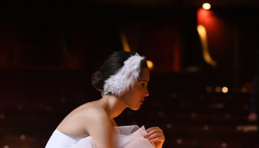 Wrocław: Wygraj zaproszenia dla dwóch osób na premiery filmowe do DCF: Osiem gór, Houria! do godz. 9:00