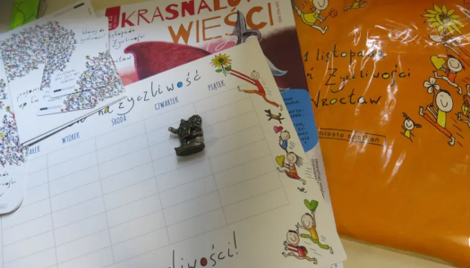 Wrocław: Wygraj zestawy gadżetów na Dzień Życzliwości