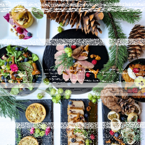Wygraj śniadanie dla 2 osób w Restauracji Panorama Wrocław "SKARBY LASU"