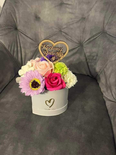 Wygraj pachnący box z kwiatów mydlanych